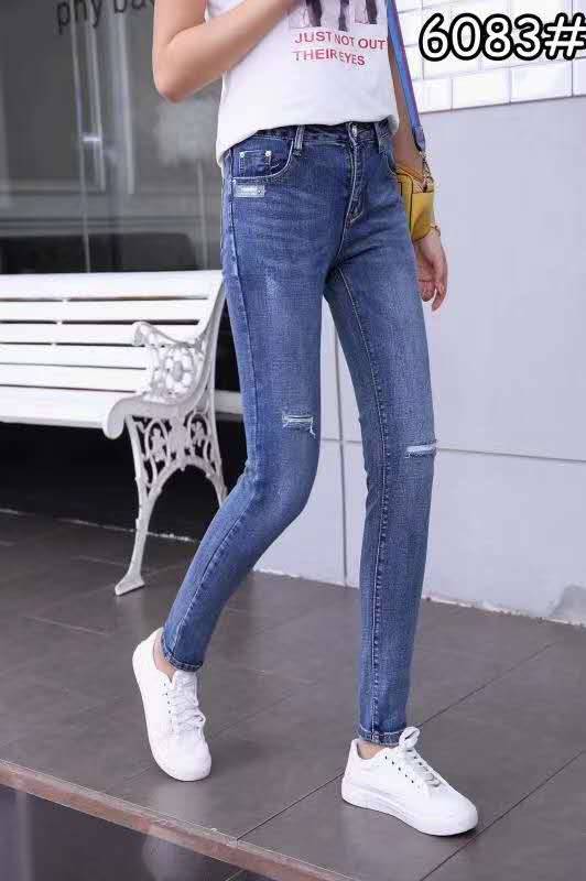 批發(fā)衣服一手貨源遼寧沈陽(yáng)哪里有便宜工廠尾貨牛仔褲貨源批發(fā)10元左右韓版牛仔褲特價(jià)批發(fā)圖片大全